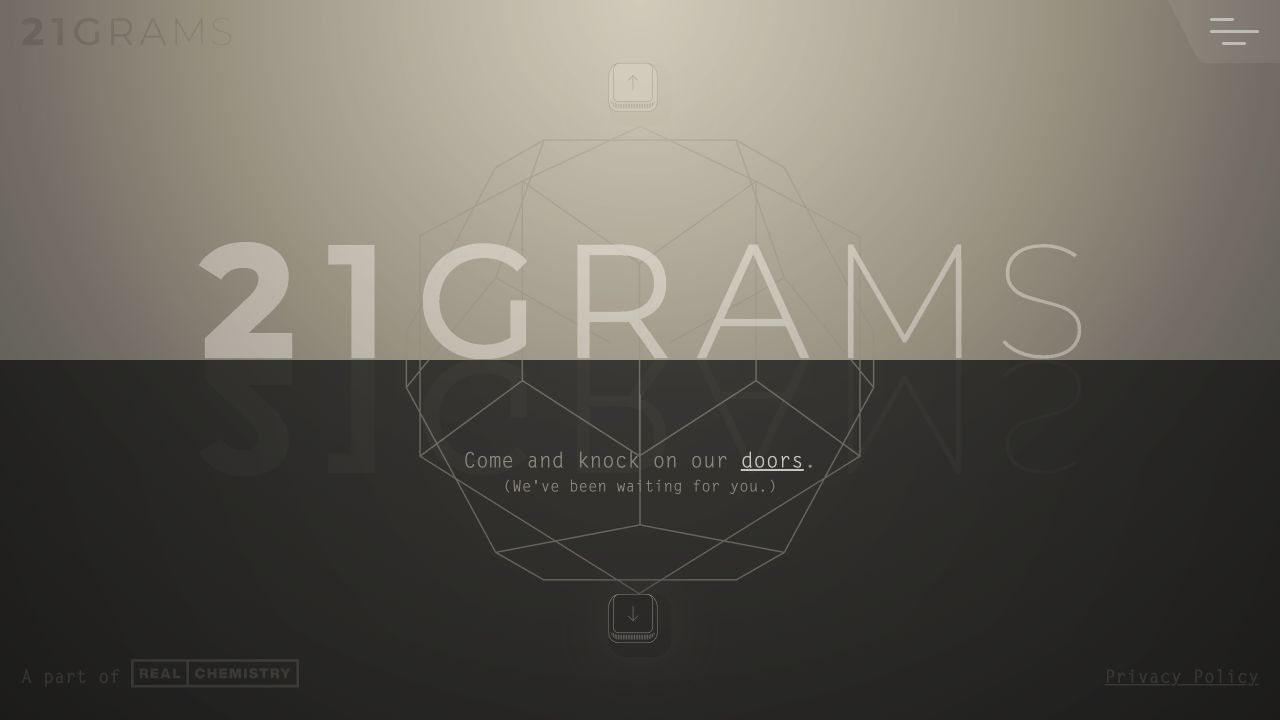 21GRAMS landing experience split into light and dark fields around oversized typography and a wireframe head